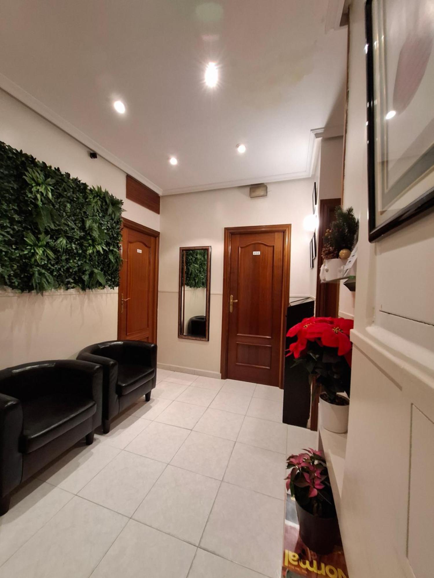 Hostal Villamanez マドリード エクステリア 写真